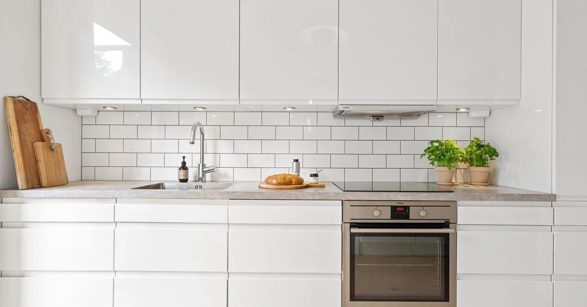 expert en découpe de carrelage : précision et qualité pour tous vos projets de rénovation et construction.